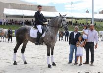 W CAMPEONA ABSOLUTA DE FUNCIONALIDAD, JARA FS, DE Y. ARROYOMONTE. (Copiar)